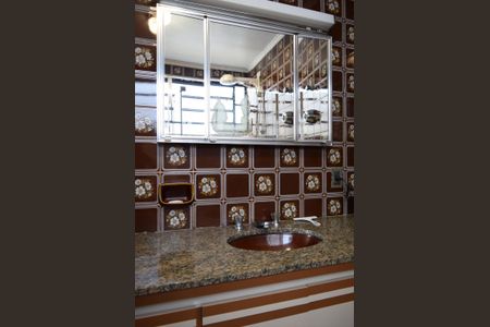 Casa à venda com 351m², 4 quartos e 5 vagasBanheiro da Suíte