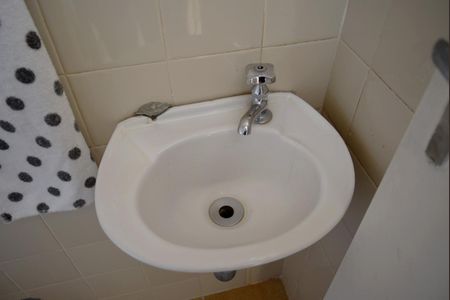Casa à venda com 351m², 4 quartos e 5 vagasÁrea de Serviço - banheiro