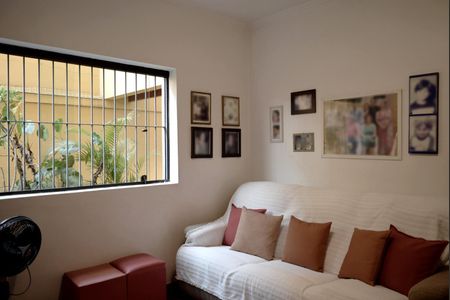 Casa à venda com 351m², 4 quartos e 5 vagasSala de TV