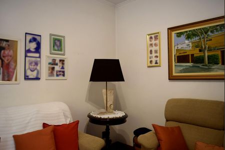 Casa à venda com 351m², 4 quartos e 5 vagasSala de TV