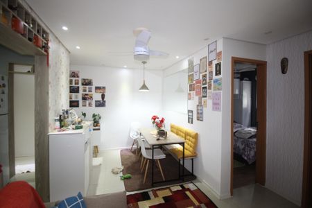 Sala de apartamento à venda com 2 quartos, 48m² em Morro Santana, Porto Alegre