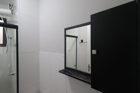 Apartamento para alugar com 1m², 2 quartos e 1 vaga Apartamento para alugar com 1m², 2 quartos e 1 vagaBanheiro
