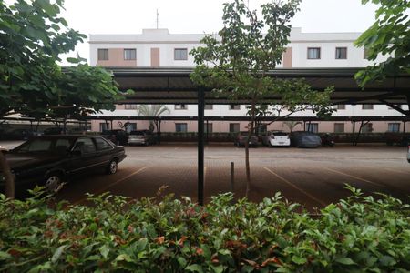 Apartamento para alugar com 1m², 2 quartos e 1 vaga Apartamento para alugar com 1m², 2 quartos e 1 vagaVista