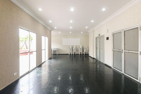 Apartamento para alugar com 64m², 3 quartos e 1 vaga Apartamento para alugar com 64m², 3 quartos e 1 vagaÁrea Comum