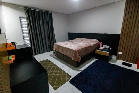 Casa de condomínio para alugar com 250m², 3 quartos e 4 vagas Casa de condomínio para alugar com 250m², 3 quartos e 4 vagasSuíte 3