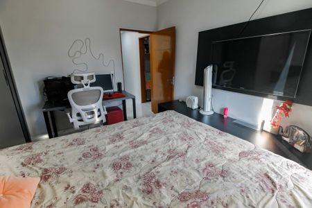 Casa de condomínio para alugar com 250m², 3 quartos e 4 vagas Casa de condomínio para alugar com 250m², 3 quartos e 4 vagasSuíte 1