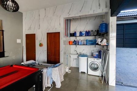Casa de condomínio para alugar com 250m², 3 quartos e 4 vagas Casa de condomínio para alugar com 250m², 3 quartos e 4 vagasÁrea de Serviço
