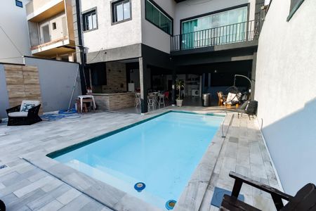 Casa de condomínio para alugar com 250m², 3 quartos e 4 vagas Casa de condomínio para alugar com 250m², 3 quartos e 4 vagasPiscina