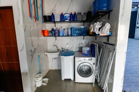 Casa de condomínio para alugar com 250m², 3 quartos e 4 vagas Casa de condomínio para alugar com 250m², 3 quartos e 4 vagasÁrea de Serviço