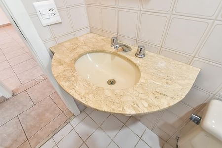 Apartamento à venda com 62m², 2 quartos e 2 vagas Apartamento à venda com 62m², 2 quartos e 2 vagasBanheiro
