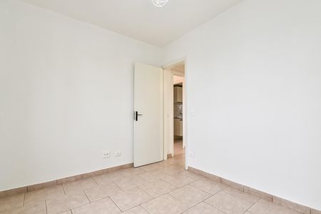 Apartamento à venda com 62m², 2 quartos e 2 vagas Apartamento à venda com 62m², 2 quartos e 2 vagasQuarto 2