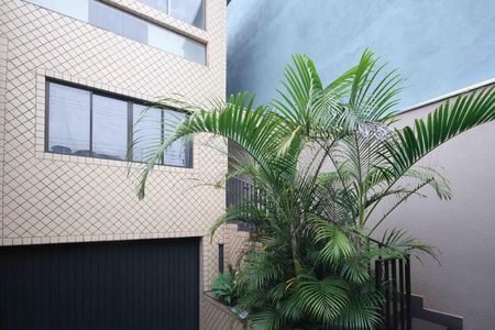Casa à venda com 330m², 3 quartos e 6 vagas