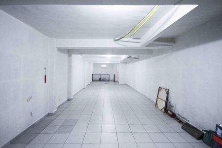 Casa à venda com 330m², 3 quartos e 6 vagas