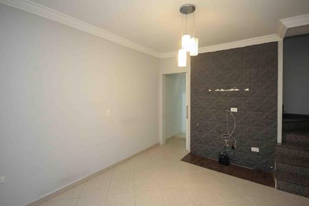 Casa à venda com 3 quartos, 330m² em Vila Alzira, São Paulo