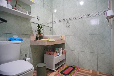 Casa à venda com 70m², 1 quarto e 6 vagasBanheiro da Suíte