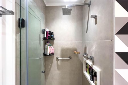 Apartamento à venda com 69m², 2 quartos e 1 vaga Apartamento à venda com 69m², 2 quartos e 1 vagaBanheiro do quarto 1