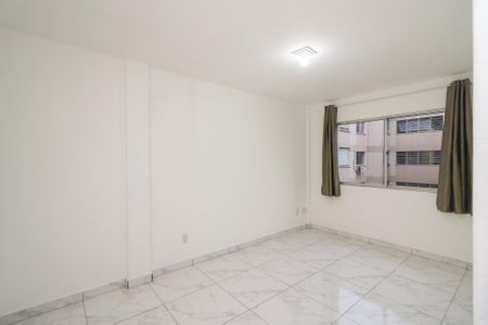 Apartamento à venda com 42m², 1 quarto e sem vaga Apartamento à venda com 42m², 1 quarto e sem vagaSala