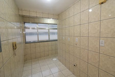 Apartamento à venda com 42m², 1 quarto e sem vaga Apartamento à venda com 42m², 1 quarto e sem vagaCozinha e Área de Serviço