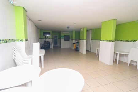 Apartamento à venda com 42m², 1 quarto e sem vaga Apartamento à venda com 42m², 1 quarto e sem vagaÁrea comum - Salão de festas