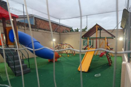 Apartamento à venda com 42m², 1 quarto e sem vaga Apartamento à venda com 42m², 1 quarto e sem vagaÁrea comum - Playground