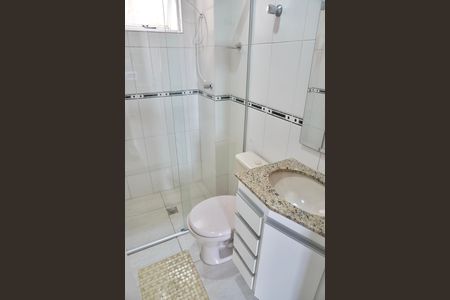 Apartamento à venda com 81m², 3 quartos e 1 vaga Apartamento à venda com 81m², 3 quartos e 1 vagaBanheiro Social