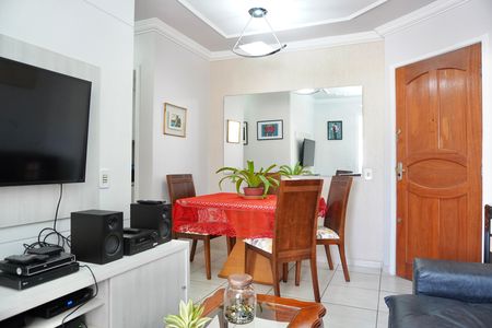Sala  de apartamento à venda com 3 quartos, 81m² em Sagrada Família, Belo Horizonte