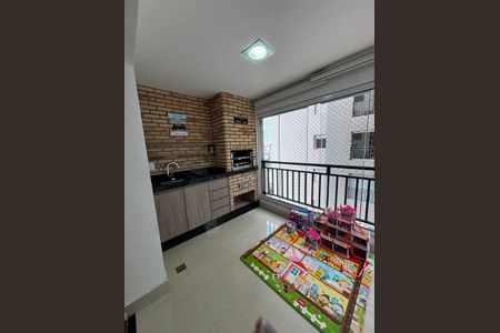 Apartamento à venda com 96m², 3 quartos e 2 vagas Apartamento à venda com 96m², 3 quartos e 2 vagasVaranda