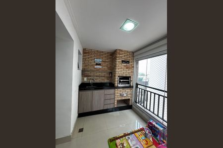 Apartamento à venda com 96m², 3 quartos e 2 vagas Apartamento à venda com 96m², 3 quartos e 2 vagasVaranda