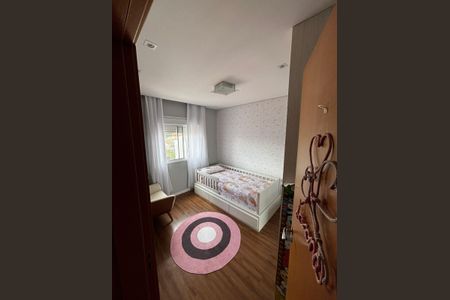 Quarto  de apartamento à venda com 3 quartos, 96m² em Vila Scarpelli, Santo André