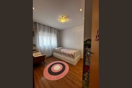 Quarto  de apartamento à venda com 3 quartos, 96m² em Vila Scarpelli, Santo André