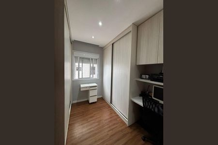Quarto de apartamento à venda com 3 quartos, 96m² em Vila Scarpelli, Santo André