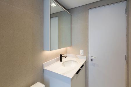 Apartamento para alugar com 145m², 3 quartos e 2 vagas Apartamento para alugar com 145m², 3 quartos e 2 vagasBanheiro da Suíte 2