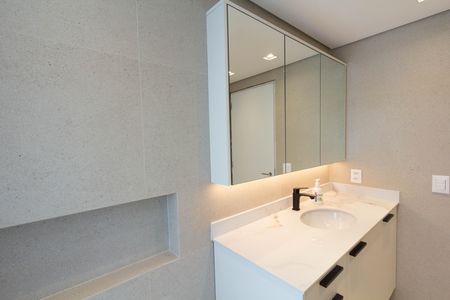 Apartamento para alugar com 145m², 3 quartos e 2 vagas Apartamento para alugar com 145m², 3 quartos e 2 vagasBanheiro da Suíte 3