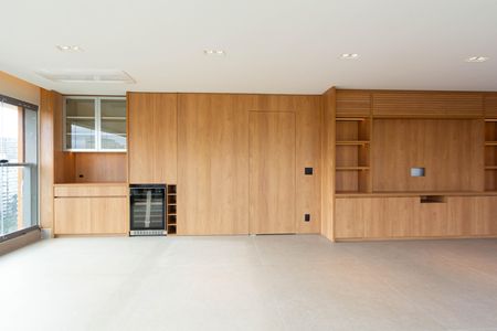Apartamento para alugar com 145m², 3 quartos e 2 vagas Apartamento para alugar com 145m², 3 quartos e 2 vagasSala