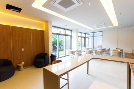Apartamento para alugar com 145m², 3 quartos e 2 vagas Apartamento para alugar com 145m², 3 quartos e 2 vagasÁrea comum - Salão de festas