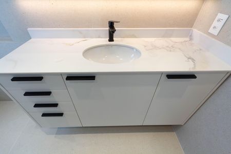 Apartamento para alugar com 145m², 3 quartos e 2 vagas Apartamento para alugar com 145m², 3 quartos e 2 vagasBanheiro da Suíte 3