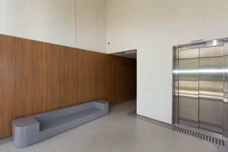 Apartamento para alugar com 145m², 3 quartos e 2 vagas Apartamento para alugar com 145m², 3 quartos e 2 vagasHall social