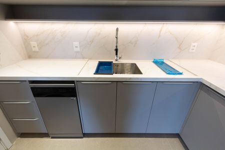 Apartamento para alugar com 145m², 3 quartos e 2 vagas Apartamento para alugar com 145m², 3 quartos e 2 vagasCozinha