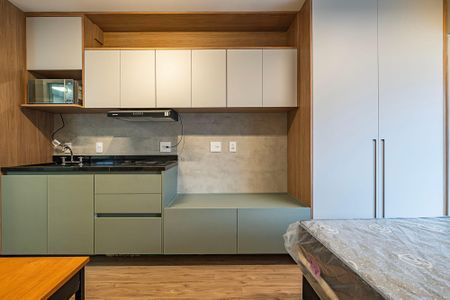 Studio para alugar com 28m², 1 quarto e sem vaga Studio para alugar com 28m², 1 quarto e sem vagaStudio