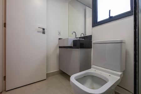 Studio para alugar com 28m², 1 quarto e sem vaga Studio para alugar com 28m², 1 quarto e sem vagaBanheiro