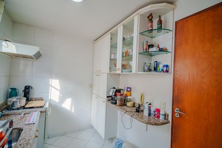 Casa de condomínio à venda com 103m², 2 quartos e 2 vagasCozinha