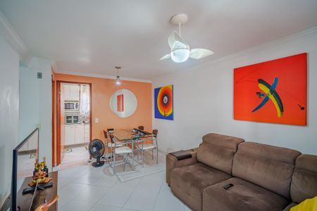 Casa de condomínio à venda com 103m², 2 quartos e 2 vagasSala