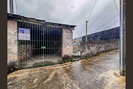 Casa à venda com 109m², 1 quarto e 1 vaga Casa à venda com 109m², 1 quarto e 1 vagaFachada