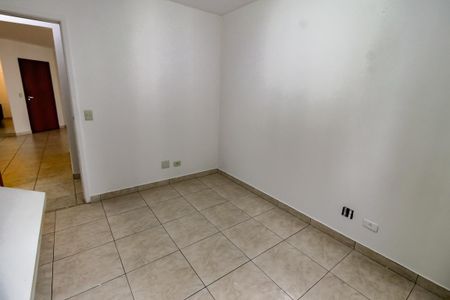 Apartamento à venda com 113m², 3 quartos e 2 vagas Apartamento à venda com 113m², 3 quartos e 2 vagasQuarto 2