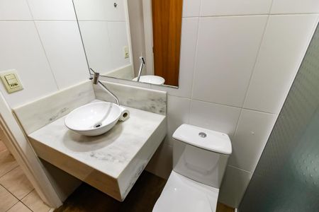 Apartamento à venda com 113m², 3 quartos e 2 vagas Apartamento à venda com 113m², 3 quartos e 2 vagasBanheiro Corredor