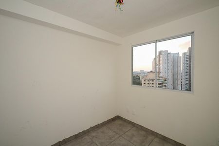 Quarto 2 de apartamento para alugar com 2 quartos, 32m² em Vila Suzana, São Paulo