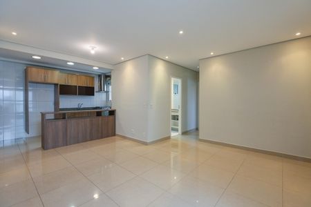 Sala de apartamento para alugar com 2 quartos, 84m² em Jardim Monte Kemel, São Paulo