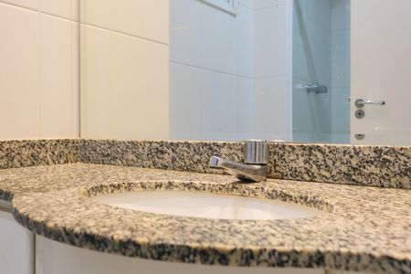 Apartamento para alugar com 84m², 2 quartos e 2 vagas Apartamento para alugar com 84m², 2 quartos e 2 vagasBanheiro