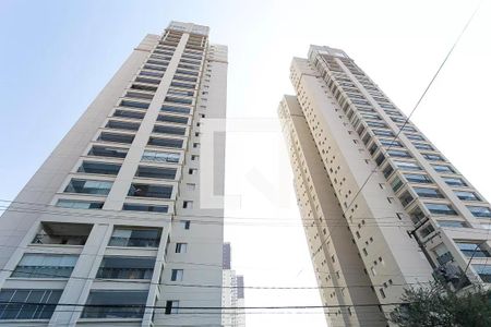 Apartamento para alugar com 84m², 2 quartos e 2 vagas Apartamento para alugar com 84m², 2 quartos e 2 vagasFachada