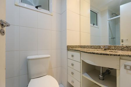 Apartamento para alugar com 84m², 2 quartos e 2 vagas Apartamento para alugar com 84m², 2 quartos e 2 vagasBanheiro